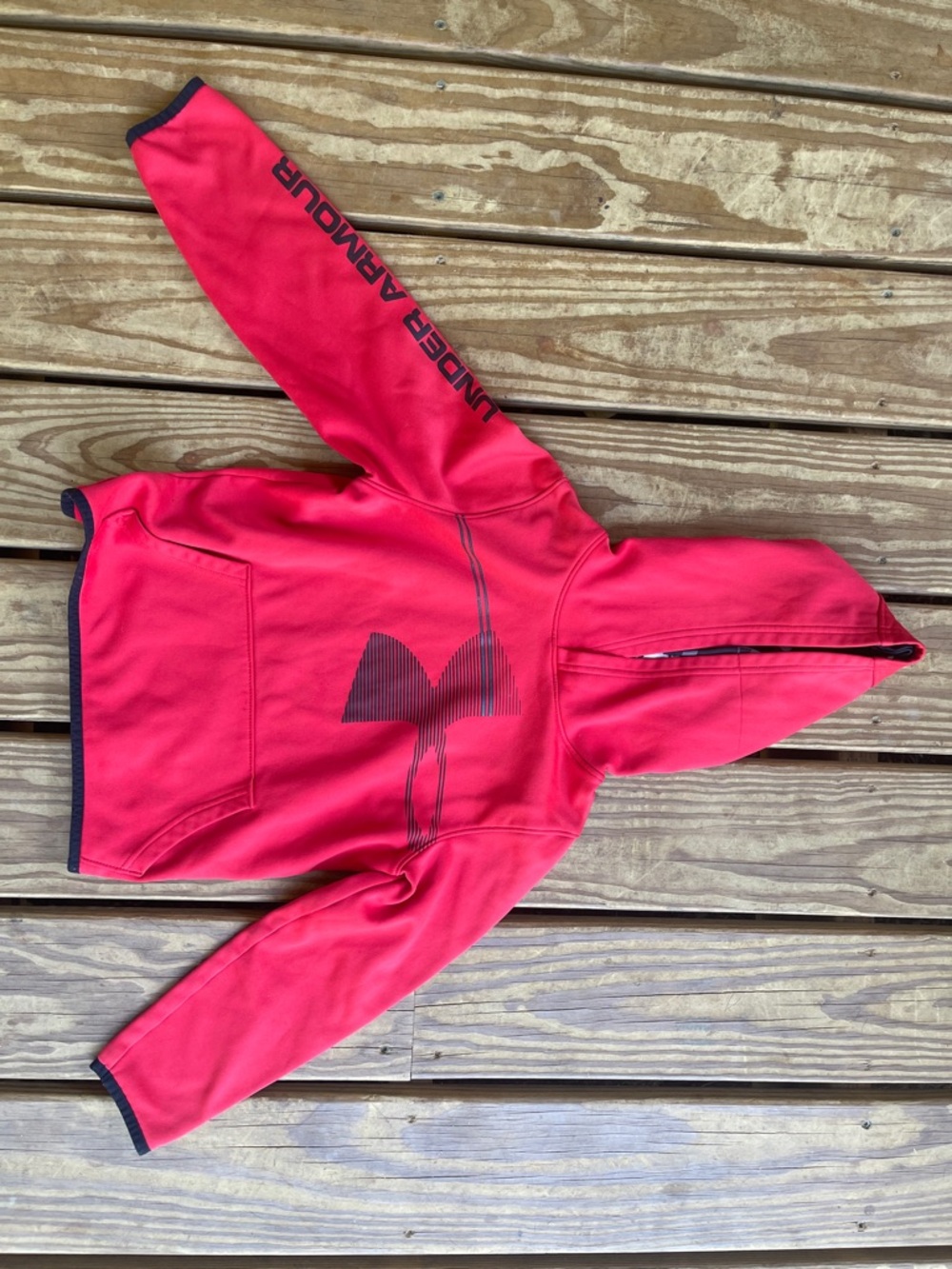 Boys youth small red hoodie pullover under armour
